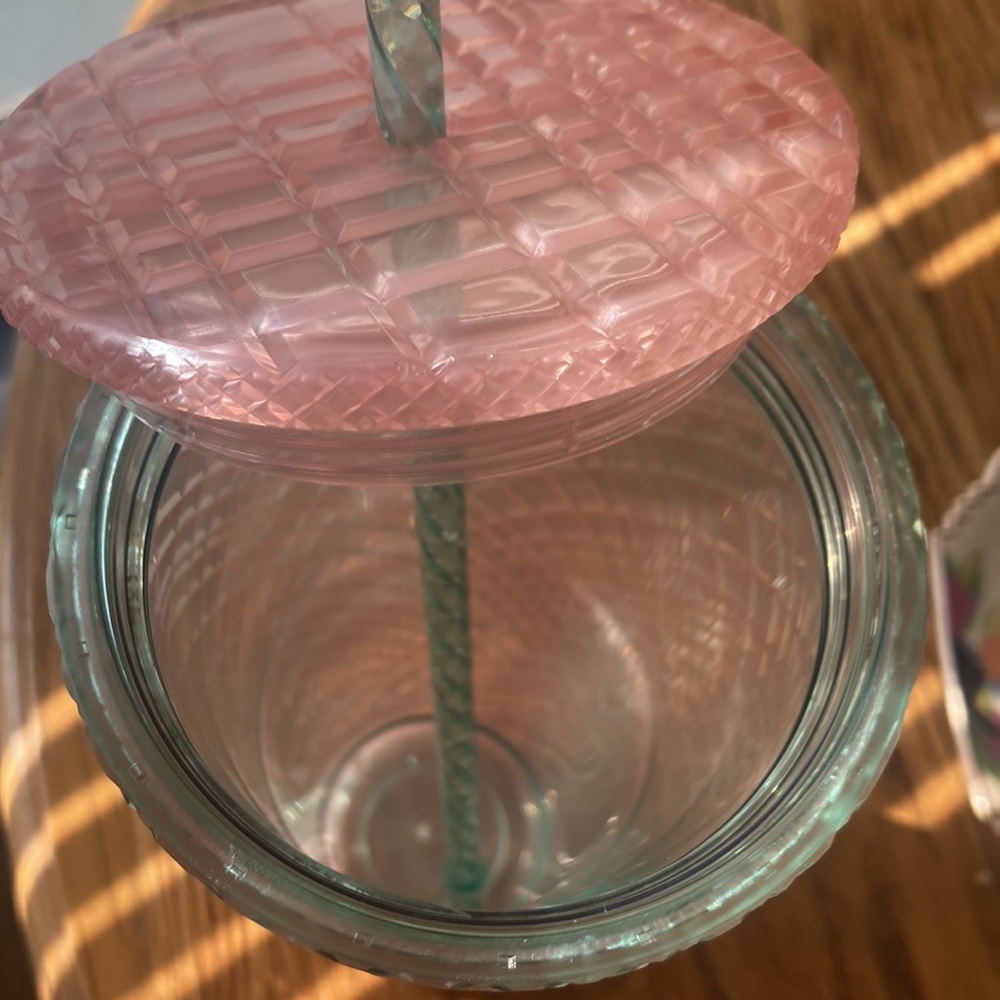 Starbucks cup - Picture 3 of 5